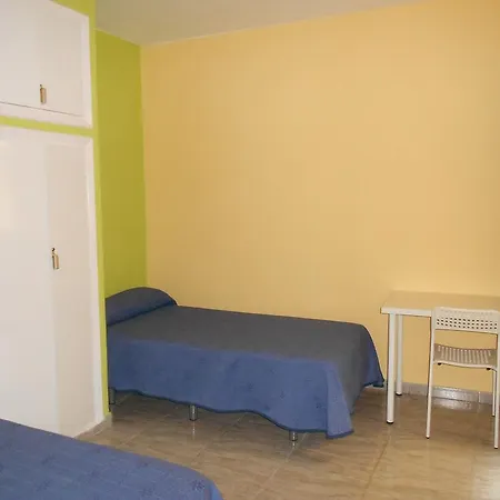 Mova 2* 圣克鲁斯-德特内里费