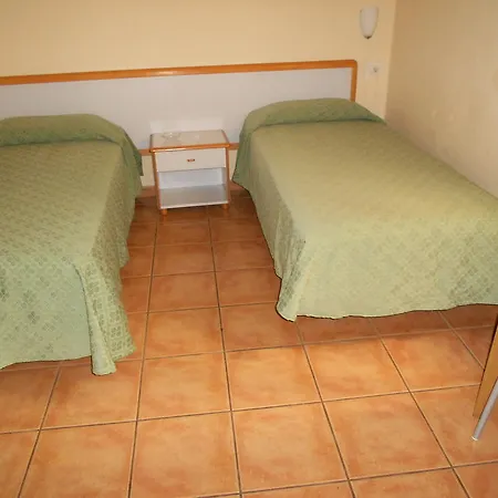 Casa de hóspedes Mova